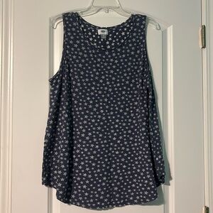 Sleeveless American shirt beach lake